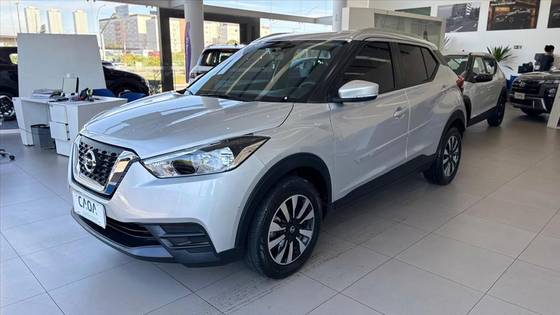 NISSAN KICKS 1.6 16V FLEXSTART S 4P MANUAL NISSAN KICKS 1.6 16V FLEXSTART S 4P MANUAL